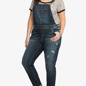 TORRID OVERALL JEAN - MEDIUM WASH WITH DESTRUCTION